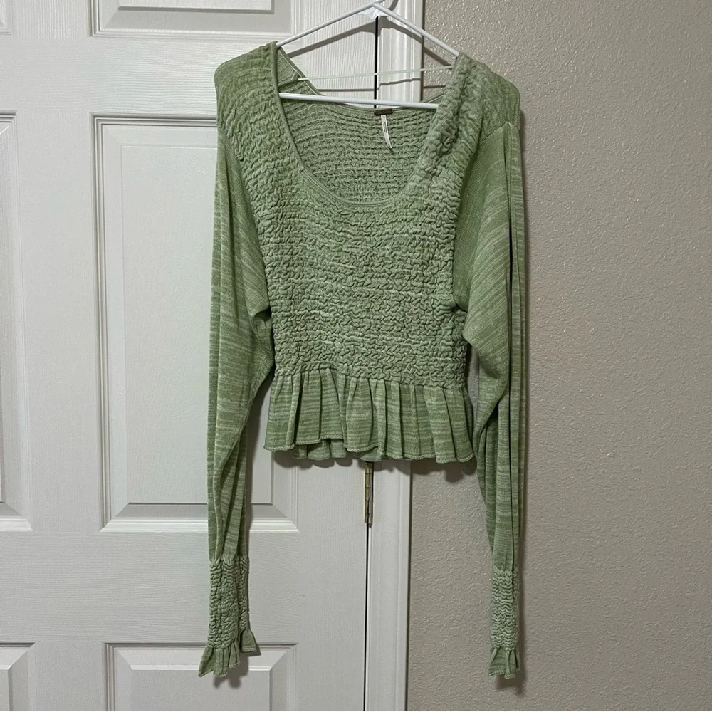 Free People Smocked Light Green Long Sleeve Peplum Size M